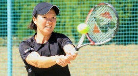 岡 あゆみ　選手